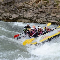 Rafting Aragón, paraiso del rafting y los deportes de aventura.